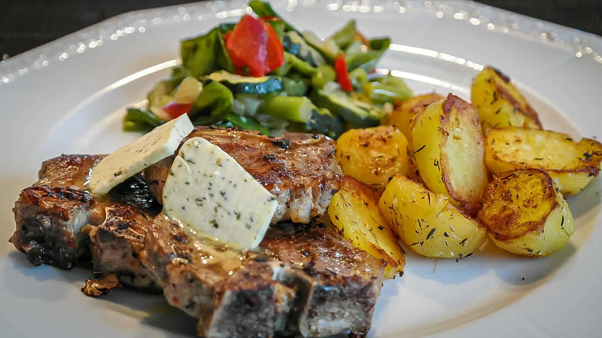 ARENA-Ristorante-Ueberlingen-Food-16-9-33 Il Podio Pizzeria Ristorante Ravensburg Pizza 09 Unsplash
